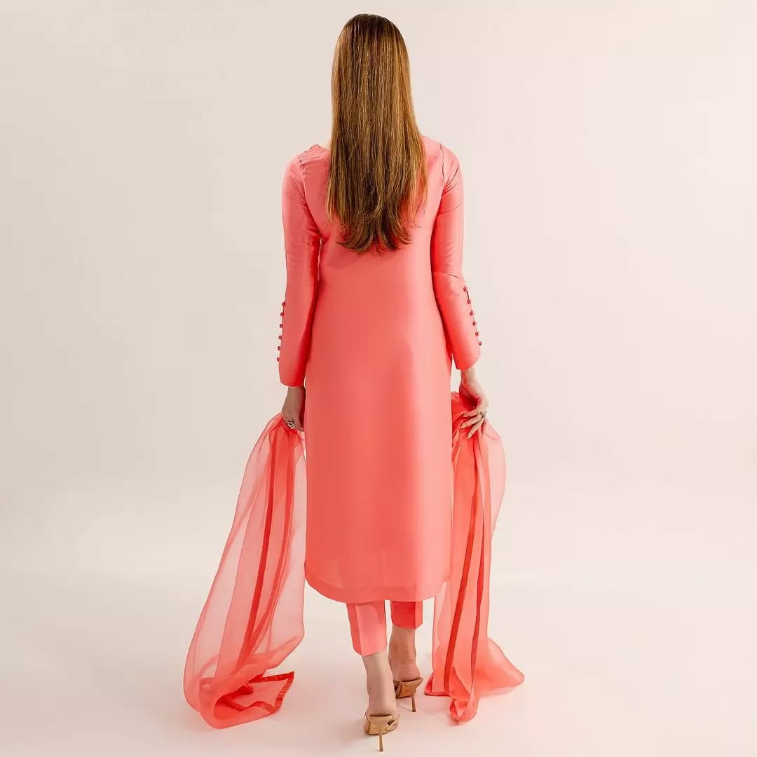 Elegant Coral Peach 3-Piece Set with Chic Boat Neck