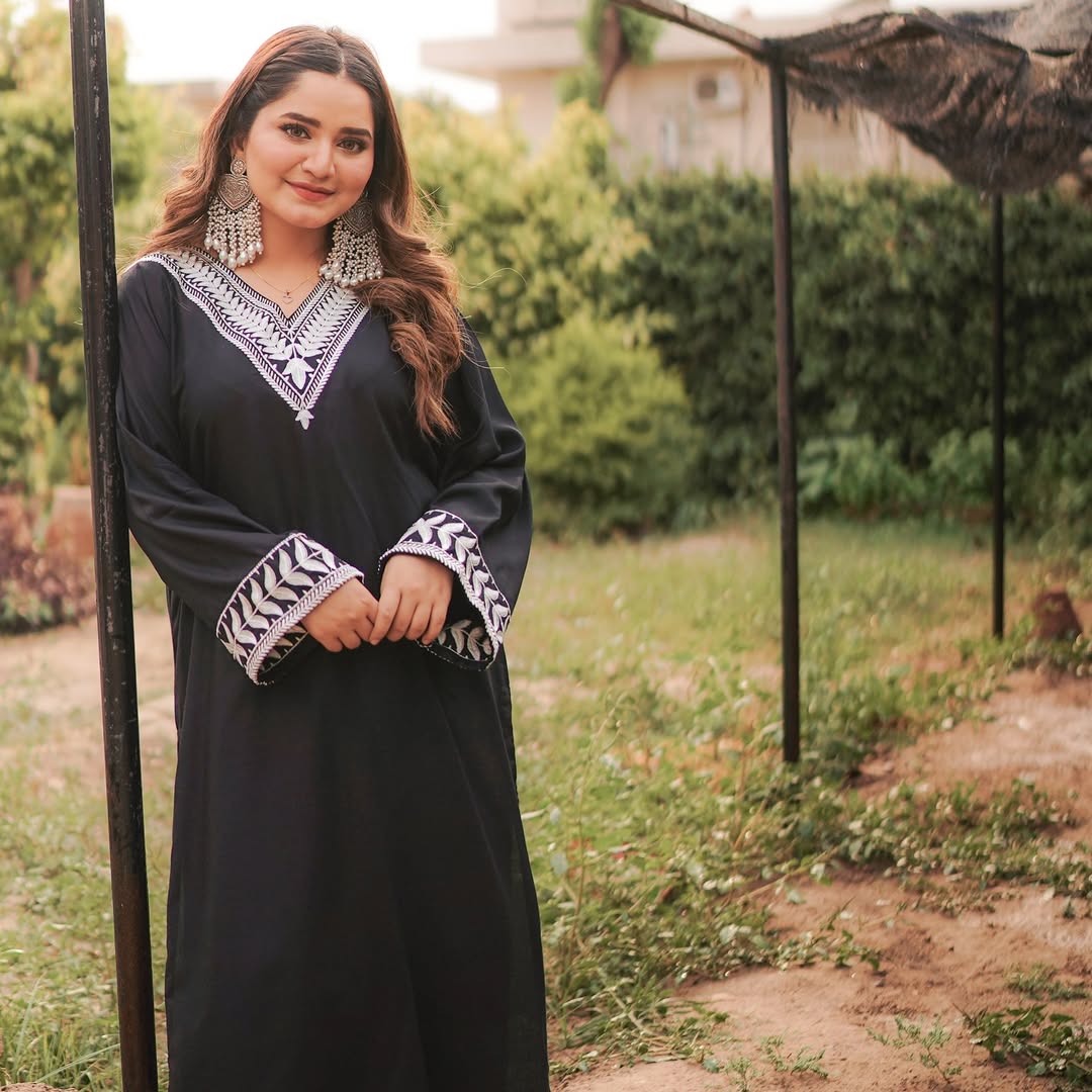 Jasmine 2-Piece Embroidered Set – Timeless Black Elegance