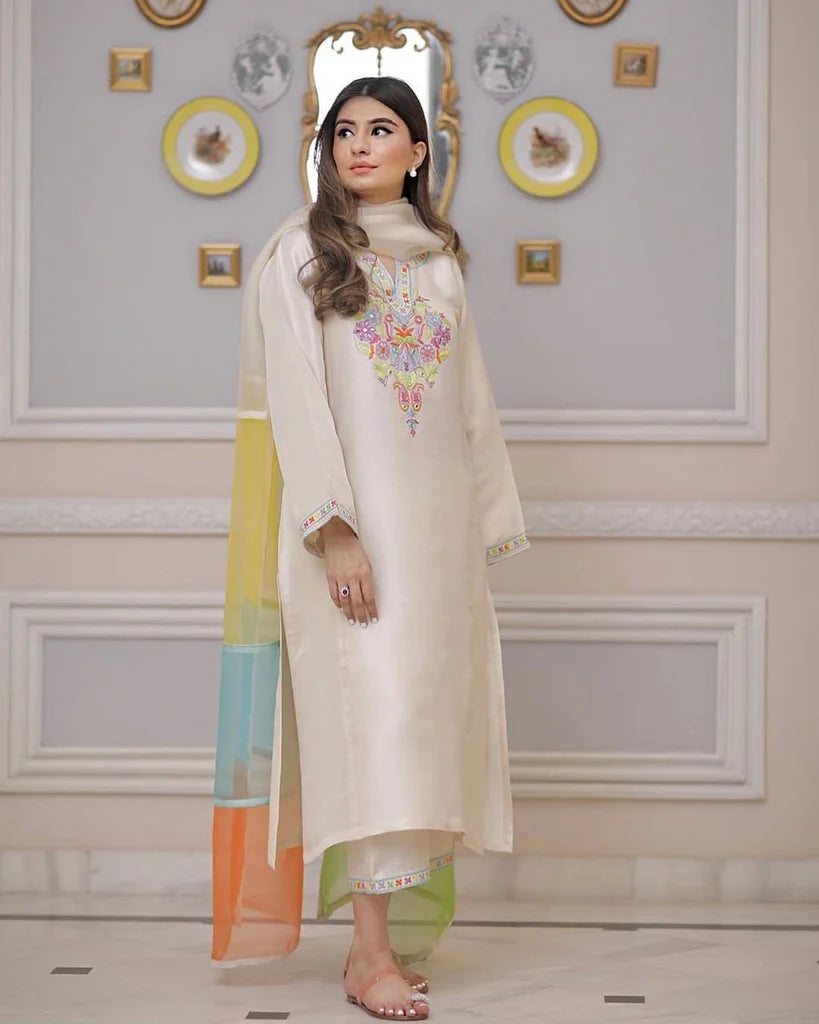 Crepe Silk Kurta With Pant And Dupatta Set